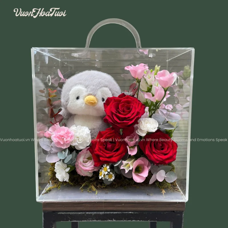 Mica FlowerBox Penguin Of Love 9 4 png