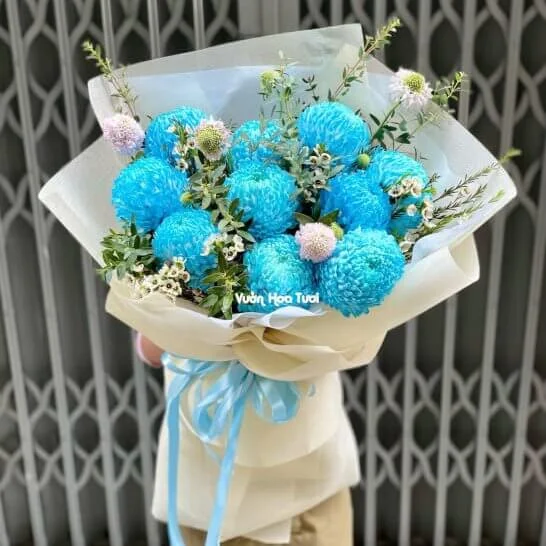 Bó Hoa Cúc Mẫu Đơn Sinh Nhật Hẹn Hò 17 B70A6EC9 4556 4FAC B3FE C2C281F84336 scaled e1710593095615