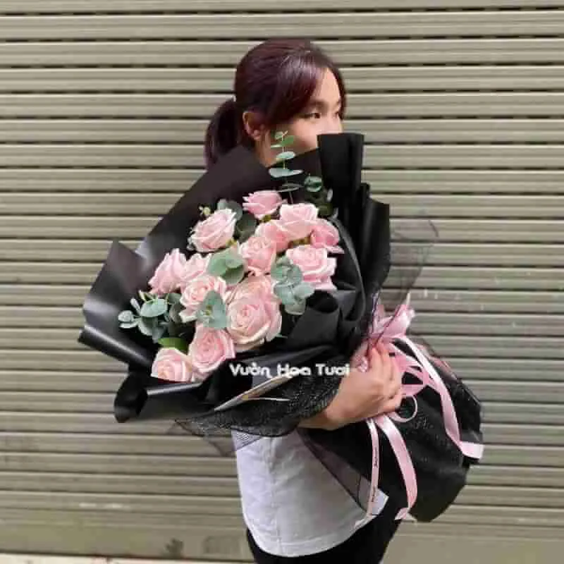 Bó Hoa Sinh Nhật Tặng Người Yêu Thương. 20 Bo Hoa Hong Kem Dau Blacklove