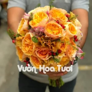 Bo hoa cuoi cam tay Hoa Hong Beatrice HCT08 scaled 1