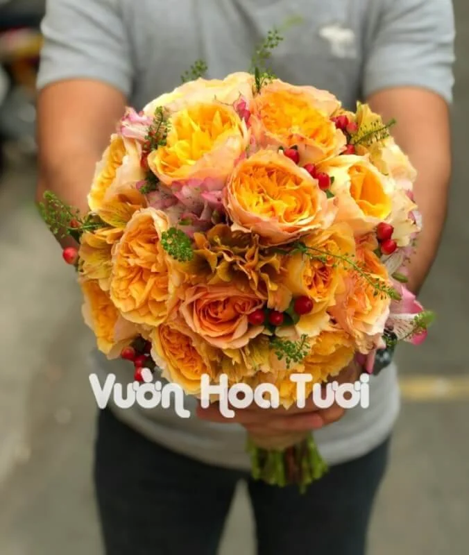 Bó hoa cưới cầm tay <br> Hoa Hồng Beatrice-HCT08 2 Bo hoa cuoi cam tay Hoa Hong Beatrice HCT08 scaled 1