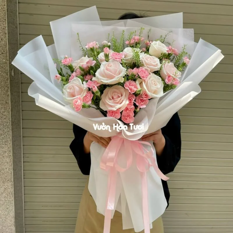Bó Hoa Hồng Kem Dâu Sinh Nhật Vui Tươi 3 img 6741 1