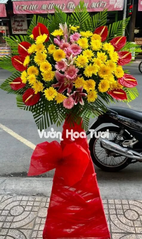 Kệ Hoa Đồng Tiền Vàng Khai Trương <Br> Phát Tài Phát Lộc 17 z2430087467813 1e979ee7fafd0cb3b6255349b5415ea0 scaled 1