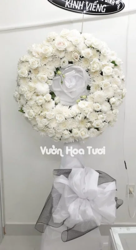 Kệ hoa chia buồn <Br> Thanh Thản-HCB11 9 z2652744418219 dd523635d1b6893cd542710c5c0659a9 scaled 1