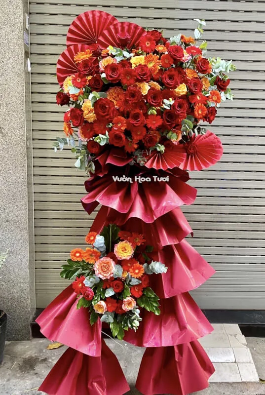 Kệ Hoa Khai Trương Nắng Rạng Ngời 1 z3970204716178 558650f8c4dc3539995286591d85eae2 min